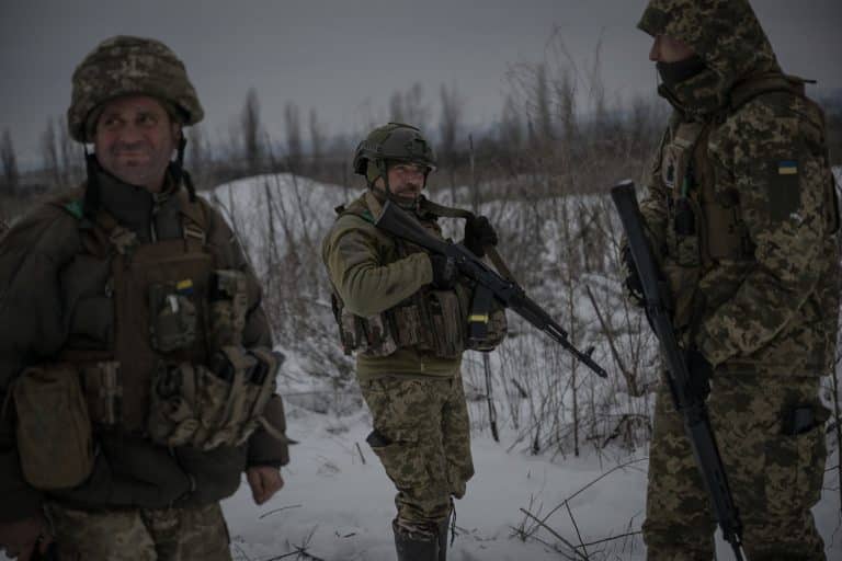 LIVE Război în Ucraina, ziua 711: Zelenski ia în considerare schimbarea mai multor oficiali de rang înalt / Prima reacție de la Casa Albă pe fondul zvonurilor demiterii lui Valeri Zalujnîi / Medvedev vrea ca Rusia să se implice în alegerile europene