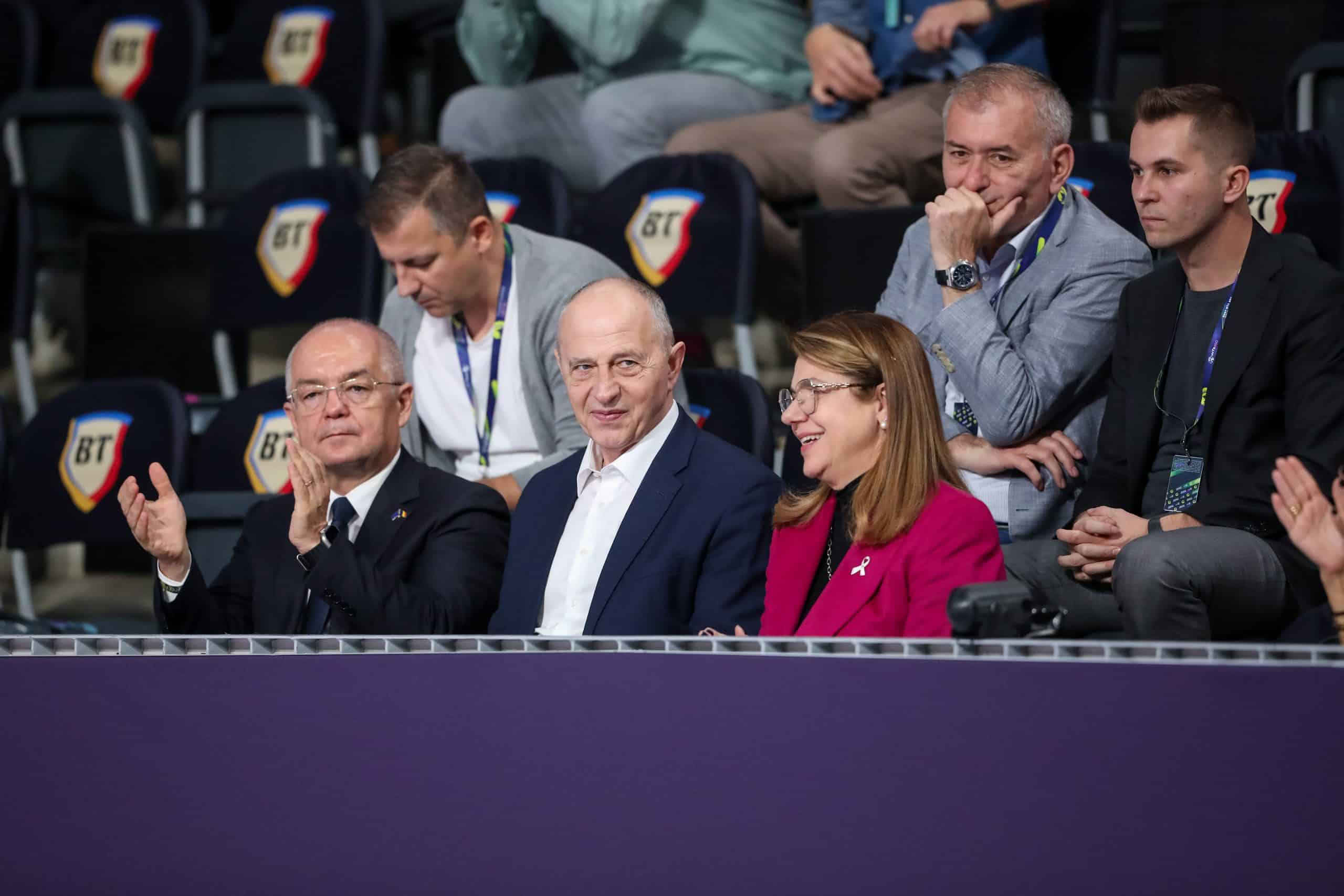 Sondaj Inscop: Mircea Geoană și Emil Boc, primii în topul încrederii în personalităţi publice / Cum arată restul clasamentului