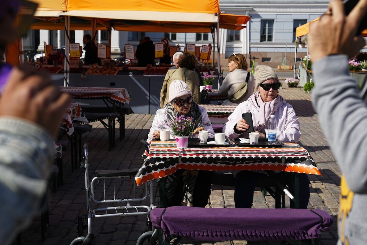 Incursiune în bugetele lunare ale românilor din Diaspora: o comparație România versus 11 țări din UE privind costul vieții