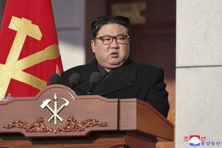 Washingtonul își bate joc de mașina oferită de Putin lui Kim Jong Un