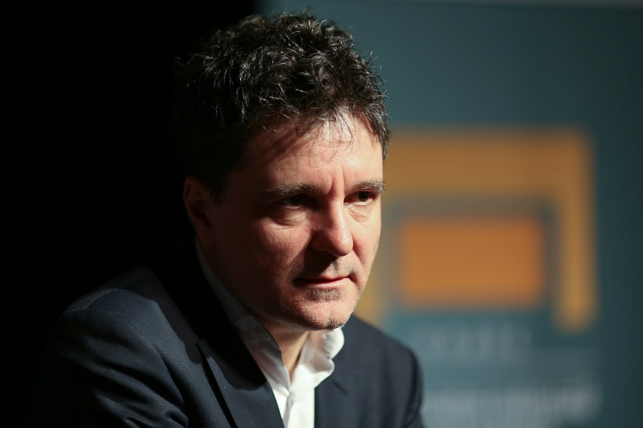 Zece lucruri pe care nu le știai despre viața personală a lui Nicușor Dan: Despre nume și tunsoare, cât plătește chirie și de ce nu este căsătorit cu partenera sa de aproape 20 de ani