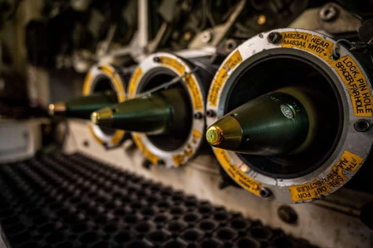 Comisia Europeană alocă bani pentru o fabrică de pulbere în România / Radu Oprea: Vom produce „probabil cea mai performantă pulbere din lume la ora actuală”