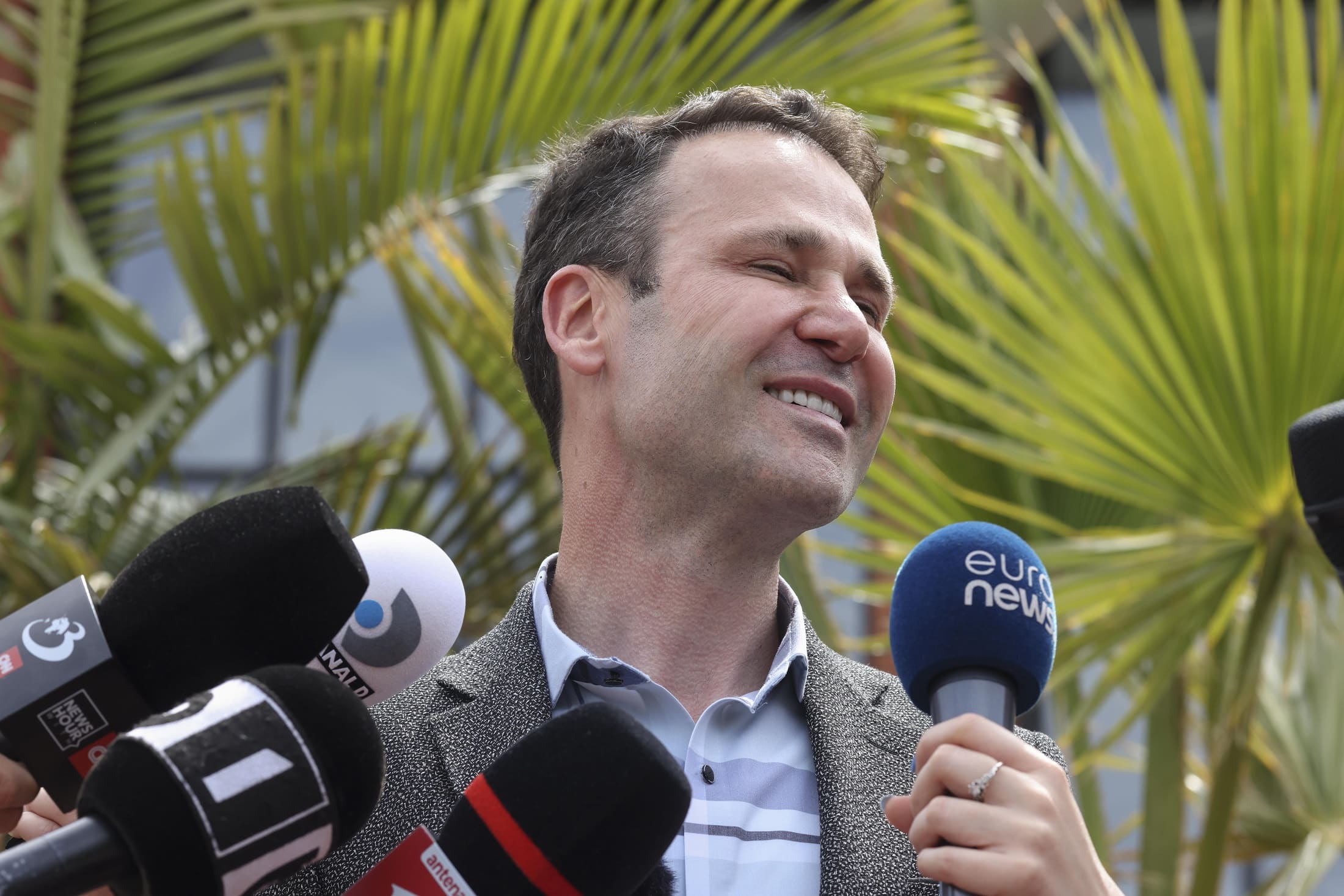 Primarul Negoiță își sacrifică mâna sa dreaptă, pe city managerul Ciobîcă, după o investigație Recorder