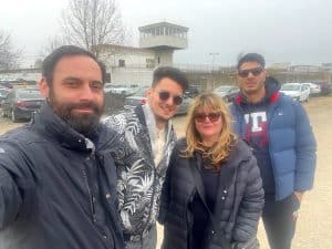 Interviu cu avocata care a făcut un documentar despre hoții de buzunare, după ce le-a căzut victimă: „Își execută pedeapsa cu mai multă demnitate decât mulți politicieni sau oameni de afaceri”