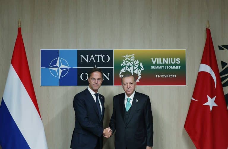 Erdogan i-a transmis lui Mark Rutte că Turcia va vota un secretar general al NATO pe bază așteptărilor și nevoilor sale
