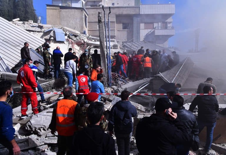 Pericol de escaladare în Orientul Mijlociu: Comandanți iranieni de rang înalt, uciși într-o presupusă lovitură aeriană israeliană în Damasc / Iranul amenință cu un „răspuns dur”