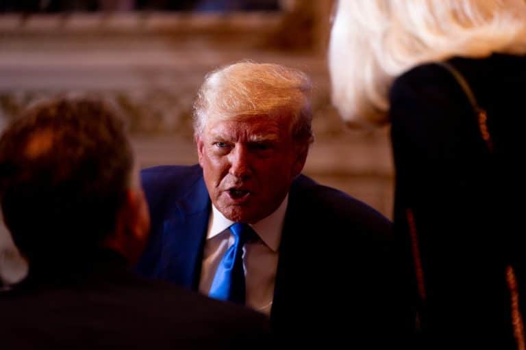 Washington Post dezvăluie „planul secret” al lui Trump pentru încheierea războiului din Ucraina. Presa rusă: „Va cere Kievului să cedeze…”