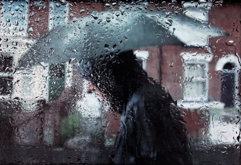 Se strică vremea. Ploi în toată țara, anunță meteorologii. Cum va fi vremea în minivacanţa de 1 mai şi de Paşte