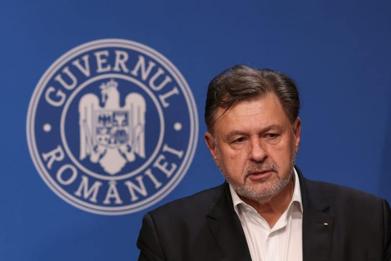 Guvernul a dat aviz negativ pe proiectul de lege care penaliza practica trimiterii pacienților de la stat la privat