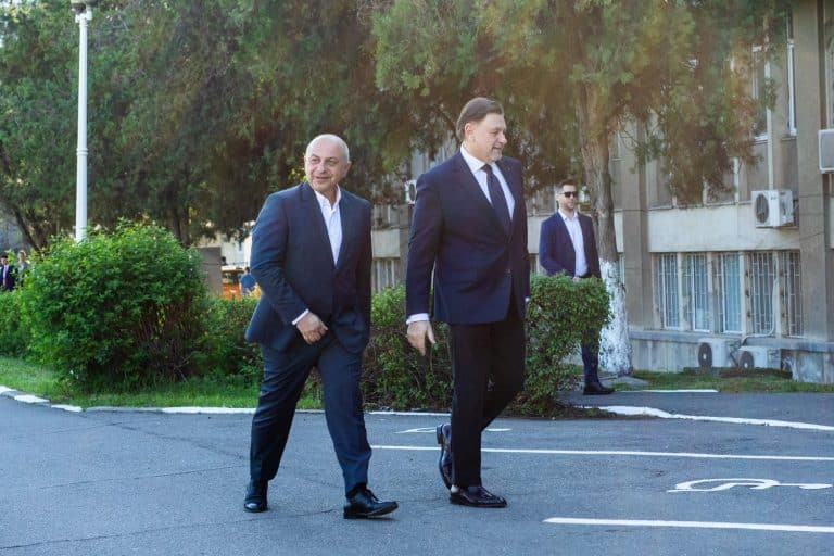 Ministrul Rafila, prima reacție despre schimbările public-privat după cazul Cîrstoiu și despre „sponsorizările” de la Big Farma