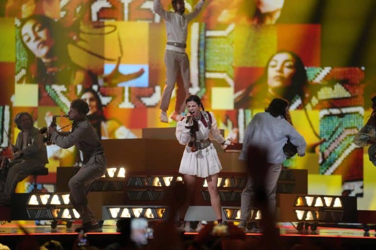 VIDEO O participantă la Eurovision a surprins în culise cu o piesă românească: „Pronunția este perfectă”