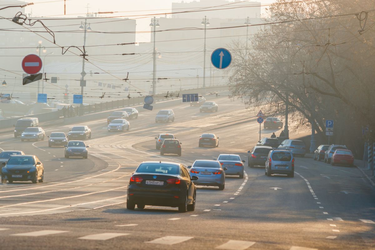Apare taxa pe kilometraj. Cât vor trebui să plătească șoferii