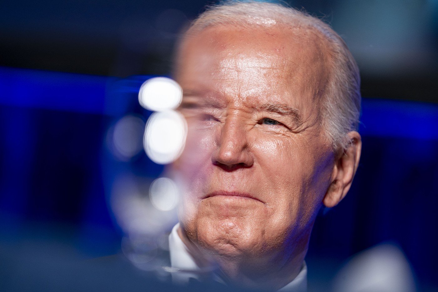 Biden a permis în secret Ucrainei să atace interiorul Rusiei cu arme americane – Politico