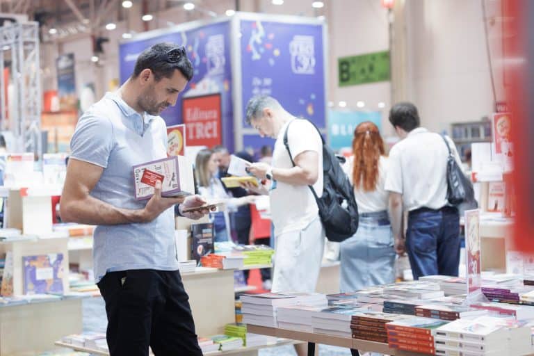 Topul Bookfest 2024: Care au fost cele mai vândute cărți la ediția din acest an