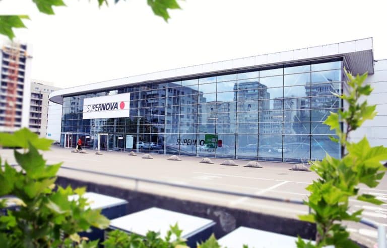 Galeria cora Lujerului a devenit Supernova Lujerului