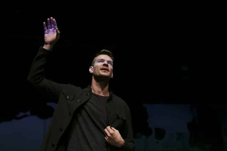 Mesaj viral. Răspunsul lui Tudor Chirilă pentru liceeni, întrebat dacă îi sfătuiește să plece din țară 