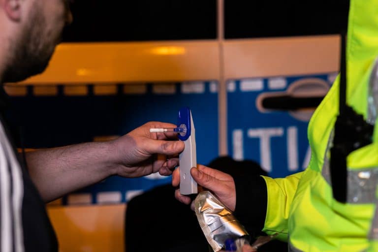 DOCUMENT. Dorin a fost prins de poliție drogat la volan după ce a luat o simplă pastilă de paracetamol. Agenții nu l-au crezut și i-au făcut poze pentru că era ”îmbrăcat mai de cartier”